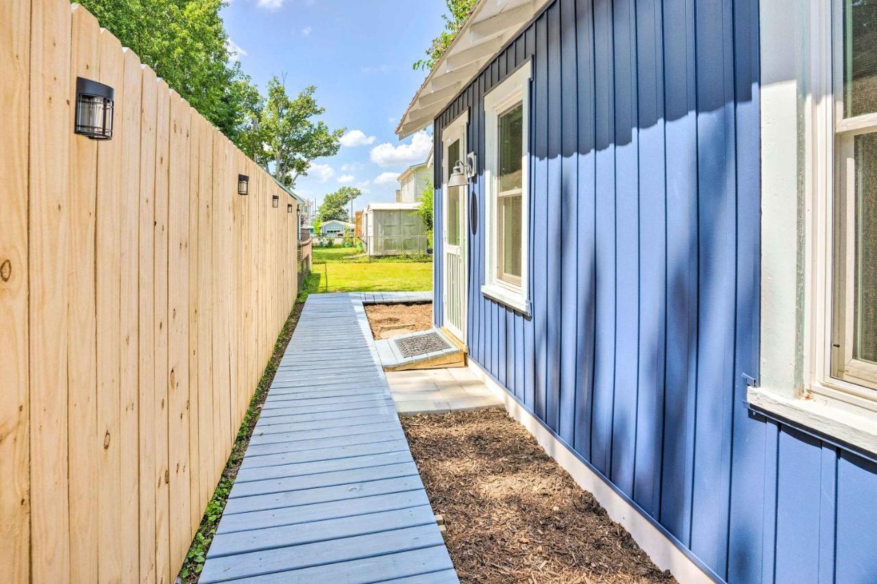 Chic Cottage With Private Yard Steps To Beach! Colonial Beach Exteriör bild